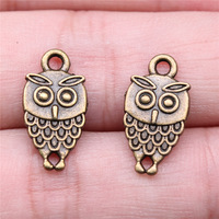 Pendentif breloque hibou sage 19x9mm en alliage de zinc argent antique à 1 boucle pour collier Woodland