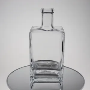 New Design 300ml Special Special Wry Neck Square Shaped Beverage Juice Bottles Glass Spirit Bottle Wholesale 650ML