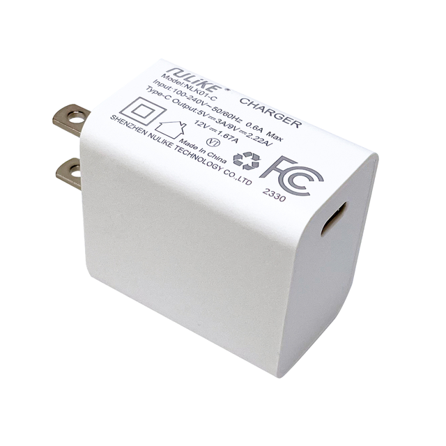 Factory Wholesale Multi-Function USB C Phone Charger 20W Type-C Adaptor MP3/MP4 Player Mobile Charger for Mobile Device