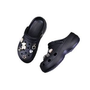 Zuecos By-1501 Sk con Pedrería para Mujer, Suela Gruesa de EVA Antideslizante, Zapatos de Playa para Verano, Uso en Exteriores, Negro, Blanco, Caqui - Product Image 1