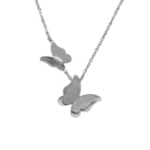 Ciondolo Personalizzato in Acciaio Inossidabile di Alta Moda <span class=keywords><strong>a</strong></span> Forma di Farfalla Placcato Oro <span class=keywords><strong>con</strong></span> Catene in Argento e Nome Personalizzato per Uomo e Donna - Product Image 4