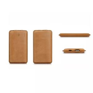 Cargador Portátil Recargable M-Queen de 8000 mAh, Batería Externa Delgada con Carcasa de Cuero e Interfaz de Entrada USB para Teléfono - Product Image 4