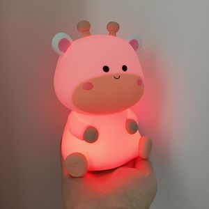 Veilleuse portable électrique pour bébé, adorable cerf en silicone avec LED, rechargeable par USB, changeant de couleur, pour chambre d'enfant - Product Image 6