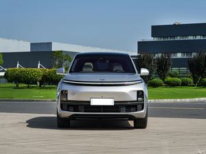 Coche eléctrico híbrido de alta velocidad de 180 km/h Vehículos con tracción en las cuatro ruedas Coche híbrido Li 9 - Product Image 2