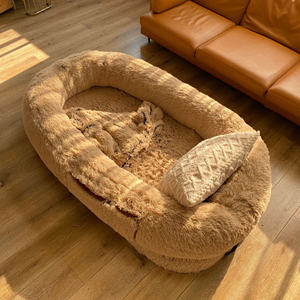 Cama Ortopédica para Humanos y Perros con Almohada y Manta, Cama Extra Grande de Piel Sintética Lavable, Apta para Personas y Mascotas con Base Antideslizante - Product Image 3