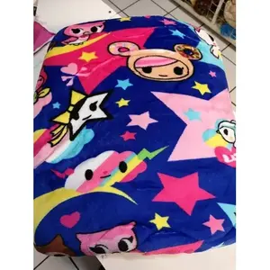 Manta de piel de oveja con personajes de dibujos animados, ropa de cama rectangular para parejas, oferta de primavera - Product Image 3