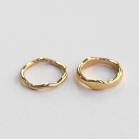 FANKE INS Edelstahl 18K Vergoldeter 4MM Breiter Unregelmäßiger Kreisförmiger Fingerring PVD Personalisierter Dicker Gewellter Ring
