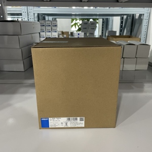 Fuente de Alimentación de Riel DIN S8VK-T96024 24V 40A para Paneles de Control Industrial - Product Image 1