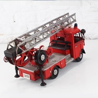 Modèle de camion de pompiers rouge allemand fait à la main de 1998, moteur en métal, classique, vente en gros, décoration vintage pour la maison, bar