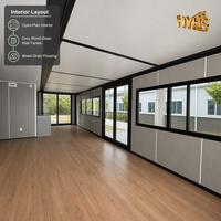 Maisons conteneurs 40 pieds, maison de luxe à aile unique extensible, extérieur blanc, intérieur en cristal de carbone, 2 chambres, 2 salles de bain, location