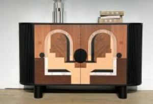 Aparador Moderno con Incrustaciones Geométricas de Madera, 2 Puertas, Gabinete de Almacenamiento, Patas con Paneles Acanalados, Decoración Retro para Sala de Estar - Product Image 2