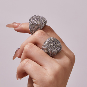 Anillo de Lujo Ligero con Patrón de Grano de Trigo en Acero Inoxidable <span class=keywords><strong>para</strong></span> Mujer, Banda Ancha Cuadrada Vintage, Venta al por Mayor, Regalo de Compromiso y Boda - Product Image 2