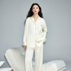 Pijamas de Alta Gama para Mujer, Ropa de Dormir Súper Suave y Lisa, Cuello en V Clásico, Conjunto de Pijamas de Tencel Modal para Mujer, Regalo para el Hogar - Product Image 1