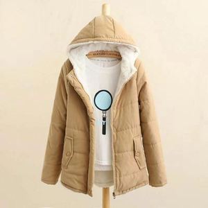 Abrigo de <span class=keywords><strong>Moda</strong></span> <span class=keywords><strong>2023</strong></span> de Buena Calidad para <span class=keywords><strong>Mujer</strong></span> con Capucha de Piel Grande, Abrigo Acolchado Corto de Invierno al por Mayor, Ropa para <span class=keywords><strong>Mujer</strong></span> - Product Image 4