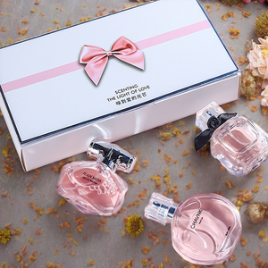 <span class=keywords><strong>Set</strong></span> di campioni di profumo floreale da <span class=keywords><strong>donna</strong></span> 3 pezzi Mini fragranze da viaggio con confezione regalo di lusso Eau De Parfum - Product Image 4