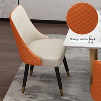 Chaise de salle à manger moderne minimaliste de luxe léger avec revêtement en cuir, pieds en acier inoxydable, design ergonomique pour la maison et l'hôtellerie