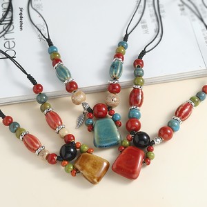 Collar Bohemio Retro de Cerámica con Cuentas, Colgante de Hacha Colorido, Cadena Larga de Lana Simple, Regalo de Cumpleaños para Mujer - Product Image 4