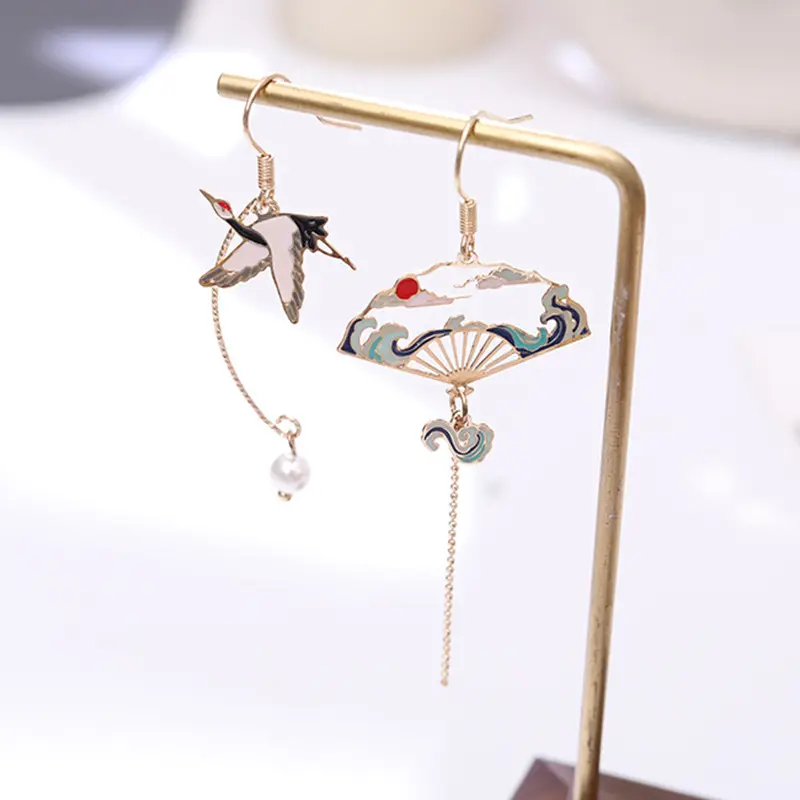 2022 New Imitation Pearl Painting Oil Ear Hook Earrings Creative Crane Ancient Fan Asymmetric Long Tassel Earrings