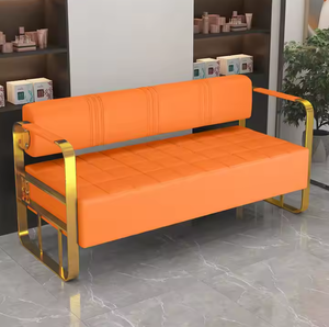 Banc d'attente commercial moderne et élégant en similicuir noir avec cadre doré, confortable et durable, idéal pour les salons de beauté (vente en gros) - Product Image 5