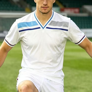 Los fanáticos <span class=keywords><strong>del</strong></span> Reino Unido adoran las camisetas: Nueva camiseta de fútbol personalizada de Glasgow 2025/26, estilo británico, camisetas de fútbol, pantalones cortos retro, Finales Mundiales de 1982, Demonio Rojo. - Product Image 6