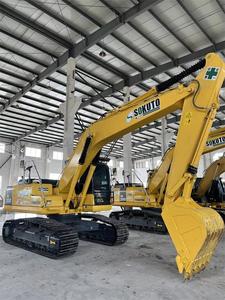 Excavadora de orugas de 20 toneladas Komatsu usada, certificada, seminuevo Komatsu PC 200 a la venta - Product Image 2