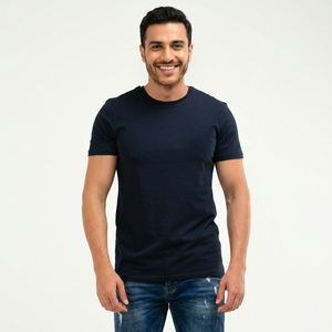 T-shirts pour hommes en coton à manches courtes avec logo personnalisé, fabriqués au Pakistan, collection 2026 - Product Image 1