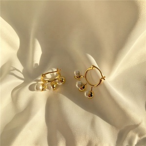 Nouveau design simple Français vintage style élégant incrusté perle <span class=keywords><strong>blanche</strong></span> plaqué or boucles d'oreilles pour les femmes - Product Image 6