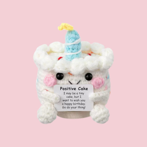 Pastel de cumpleaños con sonrisa bonita blanca para regalo de cumpleaños inspirador Crochet y muñeco de peluche listo para tejer para niñas - Product Image 1