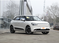 Le Dongfeng Nammi 01 2024, véhicule à énergie nouvelle, voiture compacte et légère, en vente en Chine.