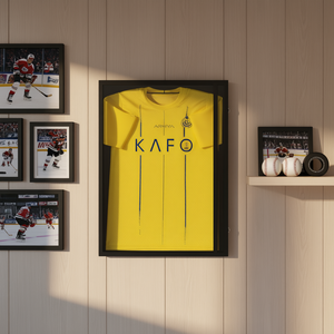 Vitrine de présentation pour maillot de sport Archiya 24x32x1,5 pouces, verre PC avec protection UV, verrouillable, avec crochets pour objets de collection de baseball et de hockey - Product Image 2