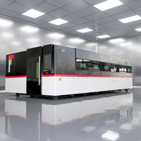Table d'échange de couverture entière pour la découpe laser en acier inoxydable et au carbone CNC Fiber Laser Cutter 3015 3kW 6kW