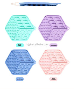 Comedero lento de silicona ecológico para gatos y <span class=keywords><strong>perros</strong></span>, plegable con ventosa, plato compatible con agua para viajes en interiores/exteriores - Product Image 4