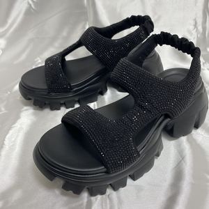 Sandalias Planas Ligeras con Cristales y Tiras Acolchadas para Mujer, Suela Gruesa, Sandalias Deportivas Elásticas para Dama, Sandalias Femeninas con Logo Personalizable - Product Image 6