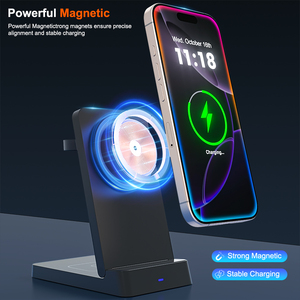 Station de charge sans fil magnétique 3 en 1, hub <span class=keywords><strong>USB</strong></span> C, adaptateur intelligent, chargeur sans fil - Product Image 3