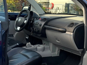 MIGLIORI SCONTI per Volkswagen New Beetle Cabriolet 2.0 <span class=keywords><strong>Highline</strong></span> Usata, Disponibile per la Consegna - Product Image 6