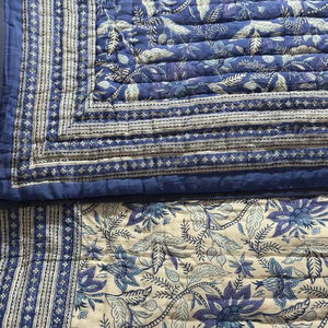 Colcha India Kantha Vintage de Diseño Premium, Estampada a Mano, de Algodón con Patrón Impreso para Cubrecama Gudari para Hotel - Product Image 1