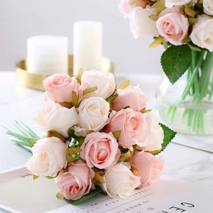 Ramo de 12 Rosas Artificiales de Seda para el Día de San Valentín, Arreglo Floral para el Hogar, Oficina, Fiestas, Decoración de Bodas - Product Image 4