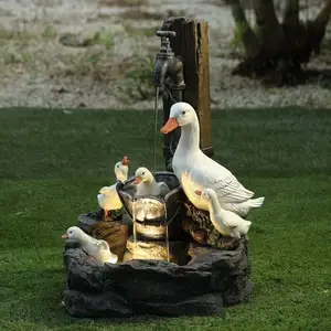שרף מיני שולחן מפל מזרקת עם סנאי ברווז עבור חיצוני גן עיצוב הבית