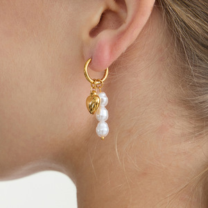 Boucles d'oreilles pendantes en perles croisées, plaquées or, en acier inoxydable, bijoux à porter au quotidien - Product Image 2