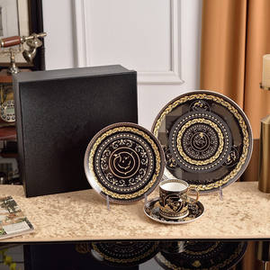 Service de table de luxe V, service de table en porcelaine osseuse royale, ensemble de 4 pièces avec logo, cadeaux d'affaires en céramique, service de table - Product Image 2