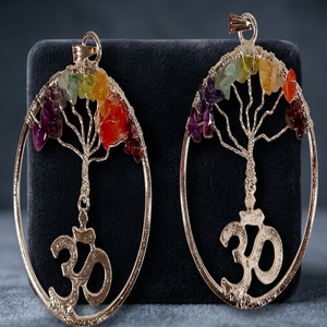 Pendentif artisanal en acier inoxydable et laiton, 7 chakras, plaqué argent antique, avec pierres précieuses, symbole Om, unisexe, mode de Noël - Product Image 1