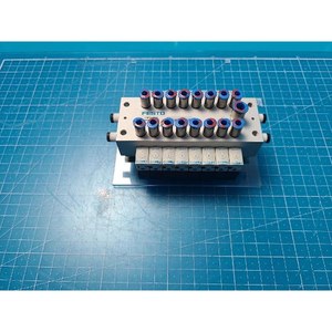 Actuador Lineal Neumático FESTO UMPO-16-16-SA3014394KR SA3014394KR Usado Como Parte de Equipos Semiconductores Legacy - Product Image 4