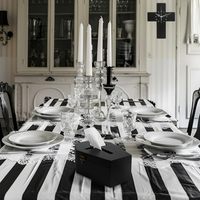 Soporte de pañuelos con forma de ataúd de madera negra con diseño cruzado Dispensador de pañuelos gótico único Caja de madera de ataúd