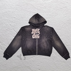 <span class=keywords><strong>เสื้อ</strong></span><span class=keywords><strong>ฮู้</strong></span><span class=keywords><strong>ด</strong></span>ปักลายแบบแพทช์เวิร์คสั่งทำพิเศษสำหรับผู้ชาย ทรงโอเวอร์ไซส์ ผ้าฝ้ายหนานุ่ม ตกแต่ง<span class=keywords><strong>ด</strong></span>้วยลายปัก - Product Image 1