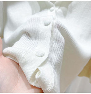 Top Corto Estivo Vintage da Donna a Maniche Corte, Maglia a Collo Alto con Bottoni, Sottile e Traspirante - Product Image 3