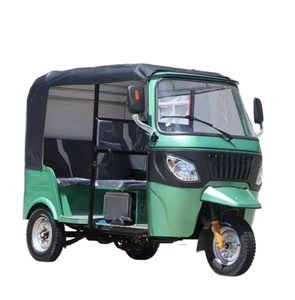 Tricycle tuk-tuk semi-ouvert confortable avec toit pour le transport de passagers - Product Image 5