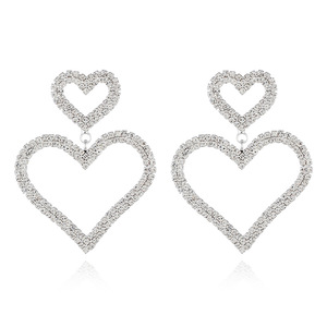 Boucles d'oreilles tendance cœur pêche entièrement serties de diamants, nouvelle mode transfrontalière avec chaîne griffes, directement des fabricants - E675 - Product Image 5