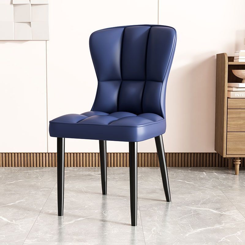 Pieds bleus avec accents noirs [dossier élastique]