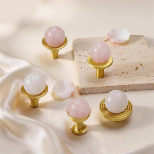 Sıcak Fırsat Pirinç Doğal Kristal Dolap Kulpları ve Topuzları Beyaz Pembe Yuvarlak Top Çekmece Kolları - Product Image 5