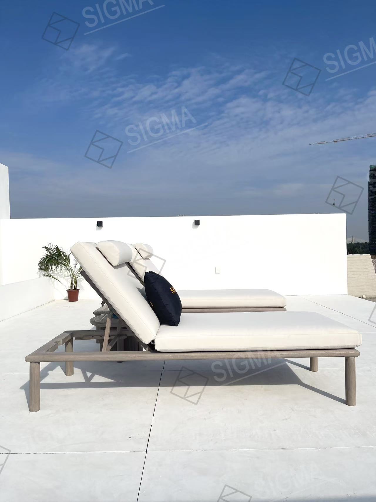 Custom Outdoor Furniture Modern Wood Chaise Garden Daybed Luxury Solid Wooden Teak Beach Sun Lounger